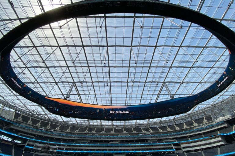 4_sofi-stadium-roof-creditsofi-stadium